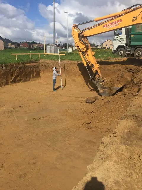 C'est parti pour le terrassement...