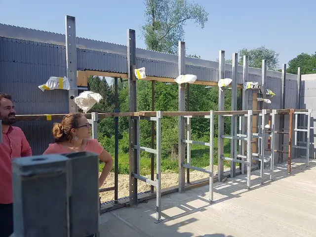 Cette extension va amener beaucoup de lumière dans la maison grâce à sa grande baie vitrée