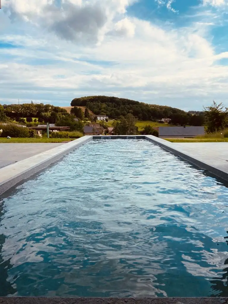 Lire la suite à propos de l’article Piscine en blocs polystyrène