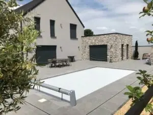 Projet de construction d'une villa unifamiliale avec piscine