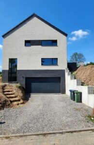 Kijk, hier is mijn huis nu het af is, nog even de aanleg rond het huis en het is perfect 😊